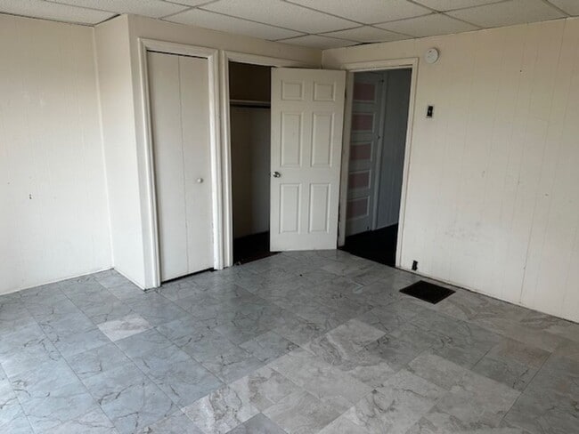 Building Photo - 3 bedroom 1 bathroom York, PA