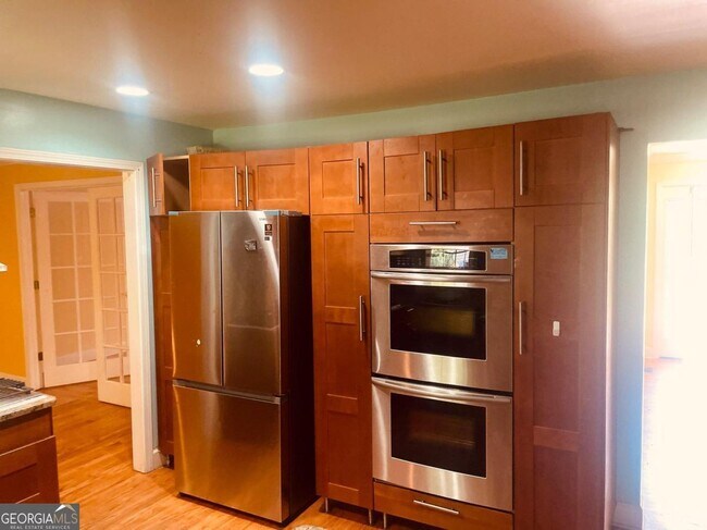 Building Photo - 5100 Redan Rd