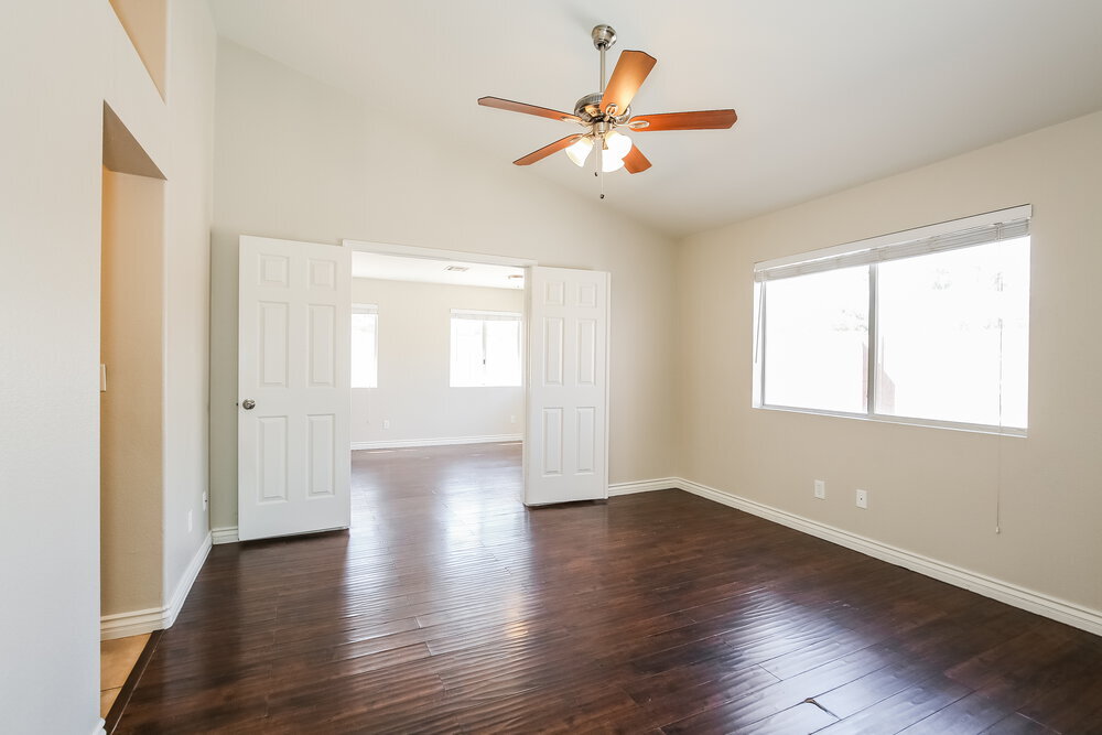 Building Photo - 4565 Savin Cir