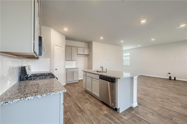 Building Photo - 212 Strand Ln