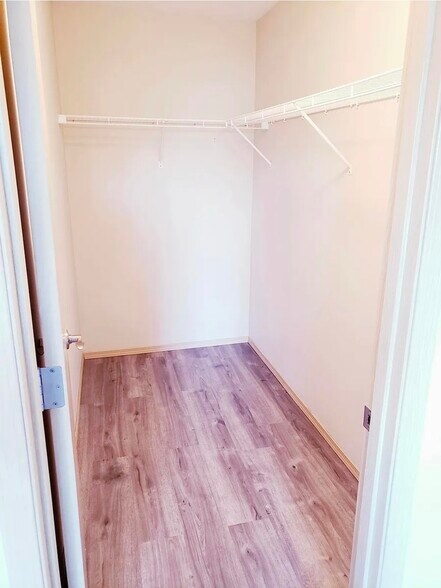 Master closet - walk-in - 1509 147th Pl SW