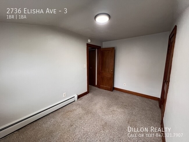 Building Photo - 2736 Elisha Ave