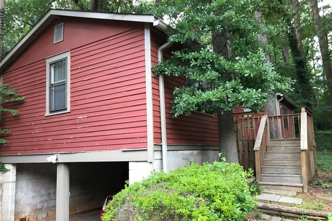 Primary Photo - 1414 Emory Rd NE