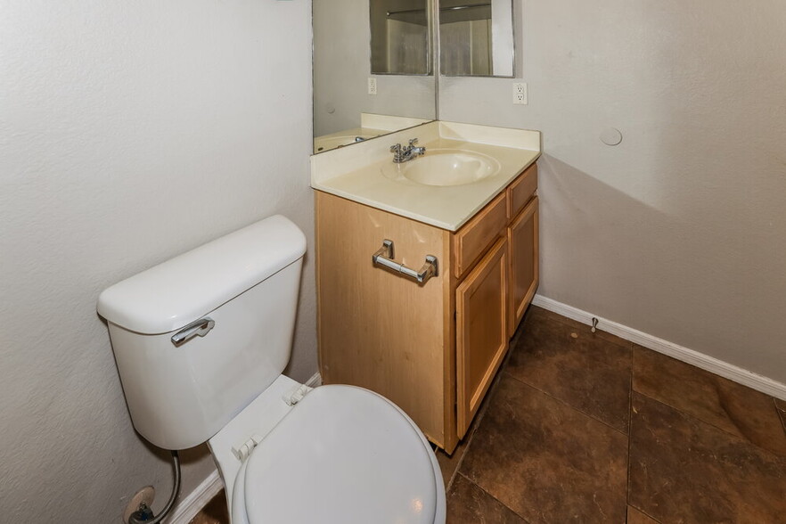Building Photo - 11190 W Las Palmaritas Dr