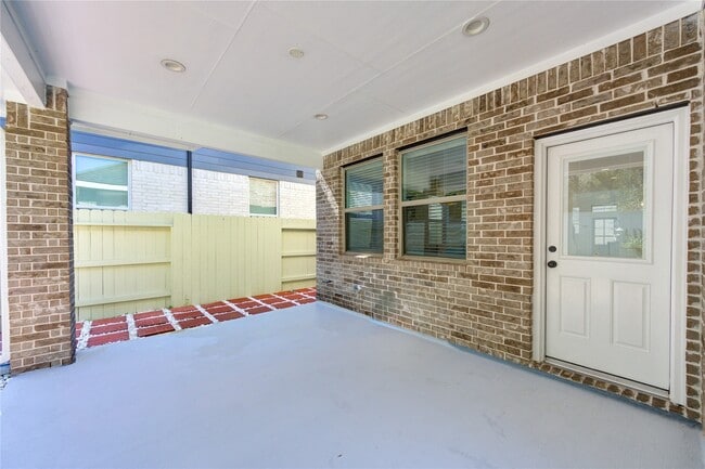 Building Photo - 10636 Wild Chives