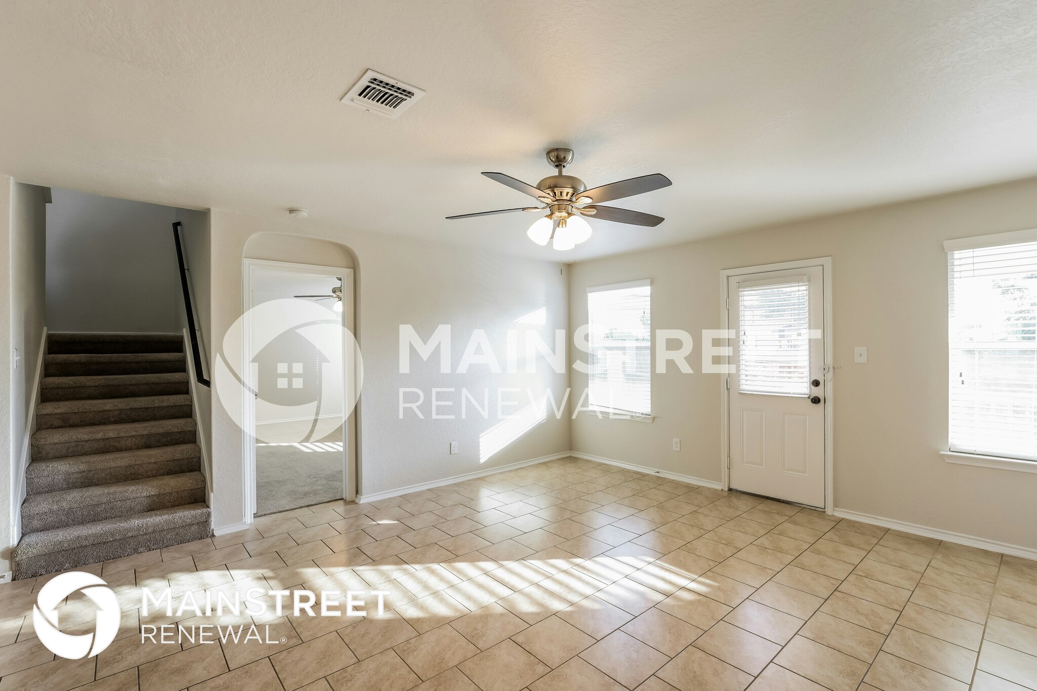 Building Photo - 11131 Creek Eagle