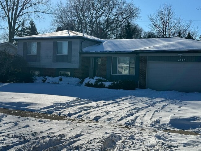 Building Photo - 2184 Cumberland Dr