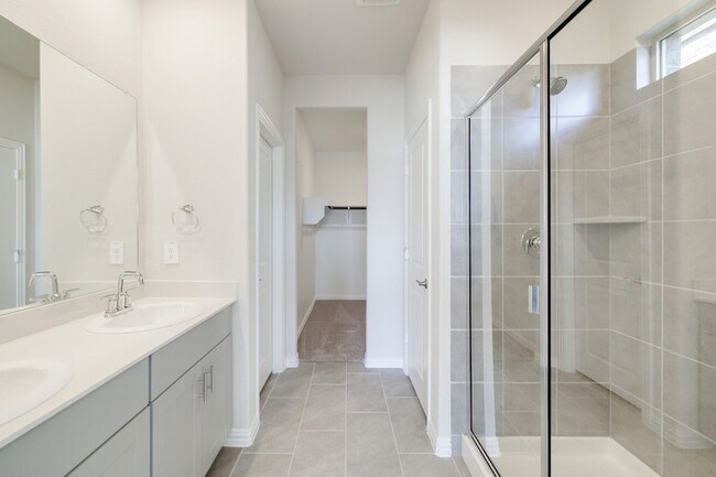 Building Photo - 209 Caliber Ct