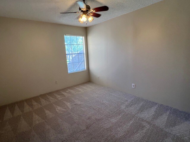 Building Photo - 465 Forestway Cir