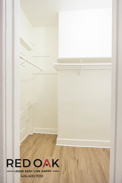 Building Photo - 1420 S Bonnie Brae St