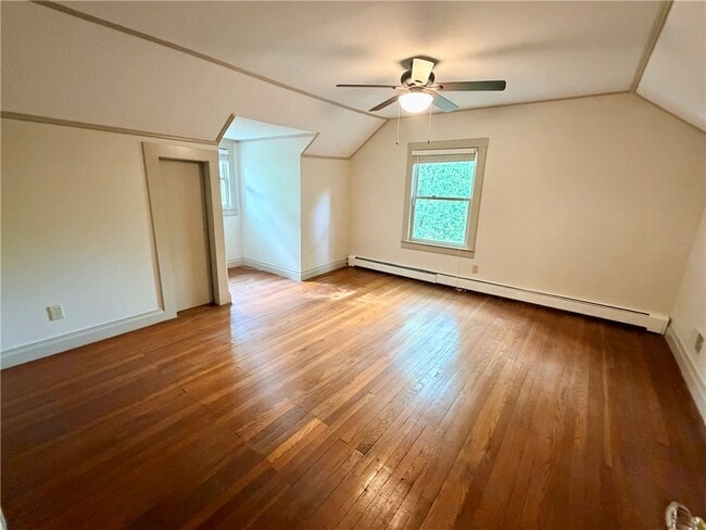 Building Photo - 107 Stardust Ln