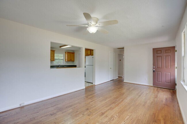Building Photo - 106 Woodhaven Rd