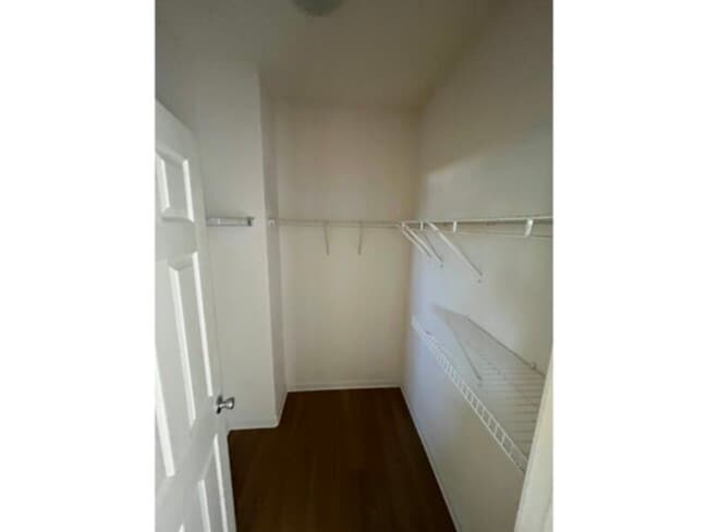 Building Photo - Welcome Home! Spacious 4 Bedroom, 2.5 Bath...