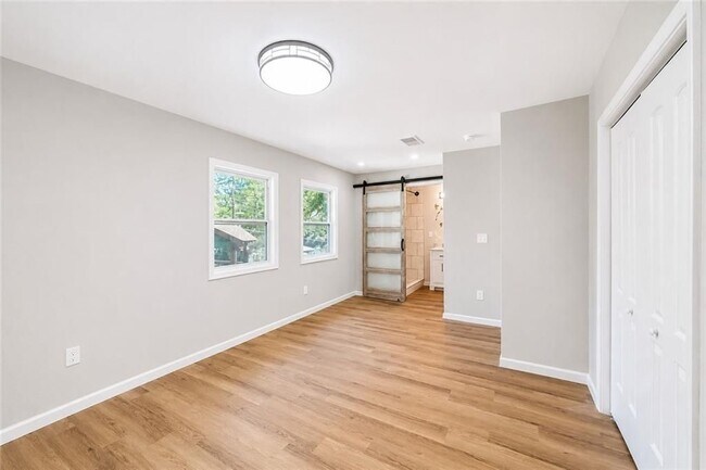 Building Photo - 1639 Bridgeport Dr NW