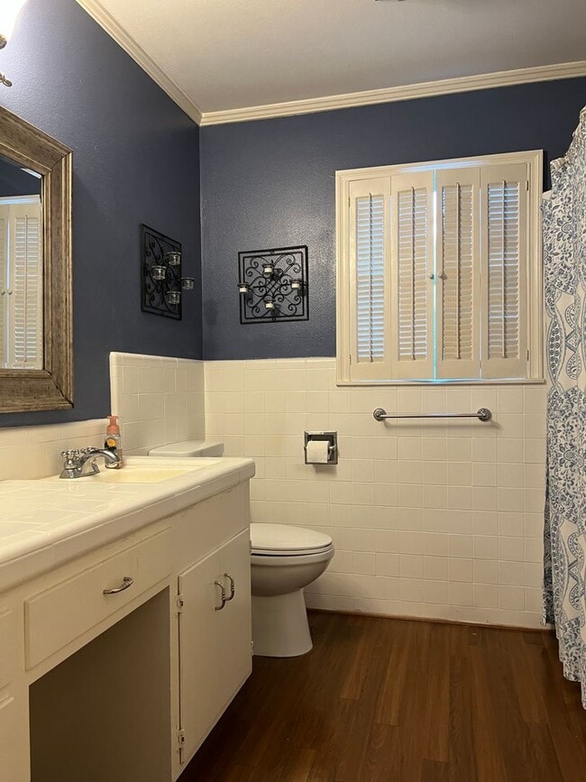 Building Photo - Single Family Home *LEASING SPECIAL AVAILA...