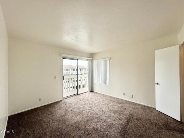 Building Photo - 263 S Ventura Rd