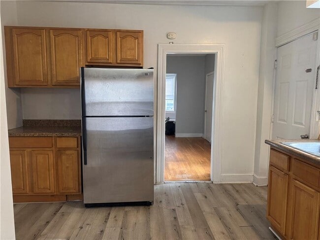 Building Photo - 11 Downing St