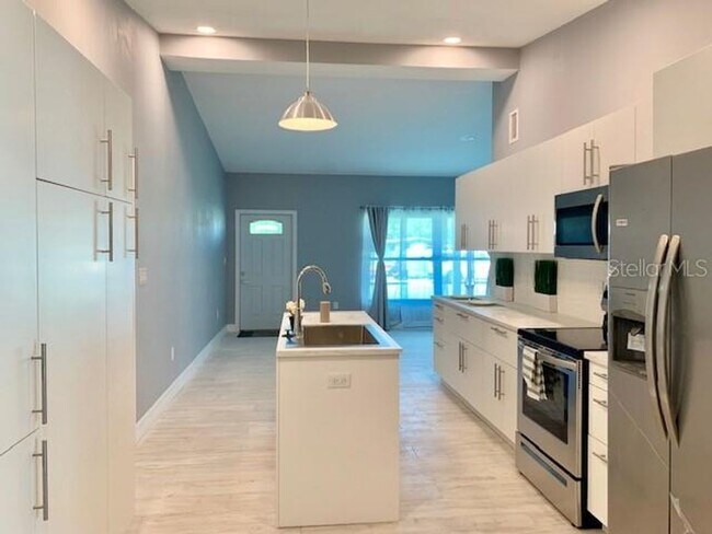 Building Photo - 3112 Magnolia Way Punta Gorda FL 33950