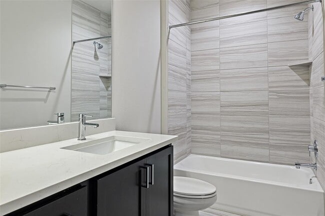 Building Photo - 5202 Pink Poppy Pass