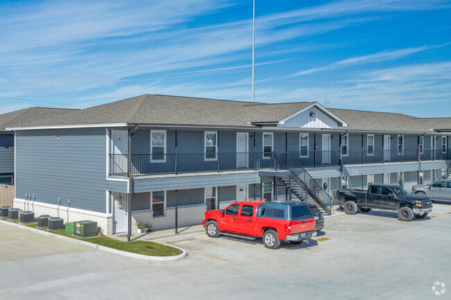 Building Photo - The Logan Apartments