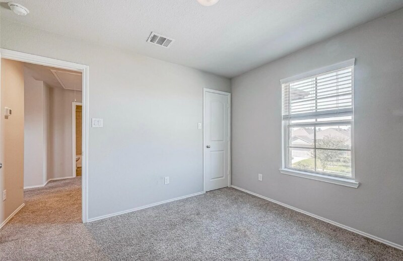 Building Photo - 15314 Stulan Burn Dr