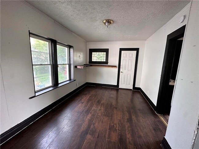 Building Photo - 52 Frances St