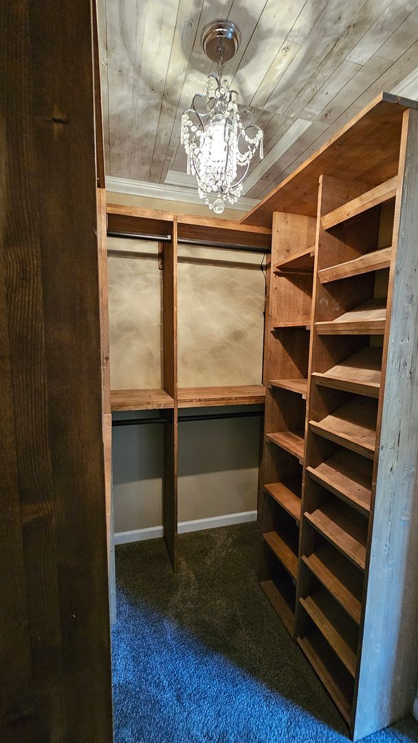 Building Photo - Non-Refundable & Security Deposit Total: $2400.00