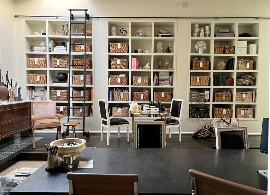 Building Photo - 1113 W Armitage Ave