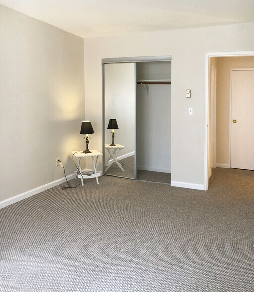 large bedroom closet - 321 -323 Shore Dr