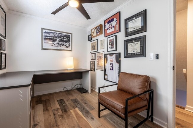 Building Photo - 2037 Sutter Pkwy