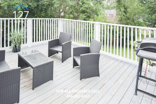 Building Photo - Spacious 4-Bedroom Residence in a Prime Location!