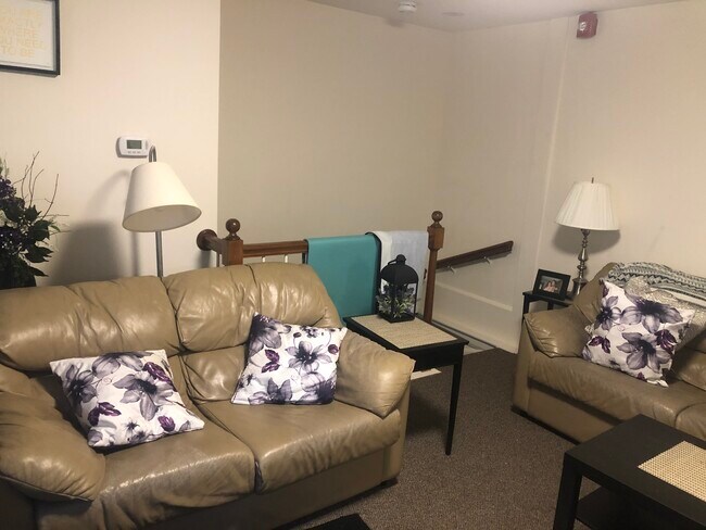 Building Photo - 1024 Chestnut St