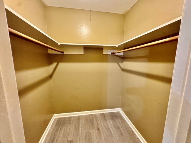 Building Photo - 2201 N Grand Blvd