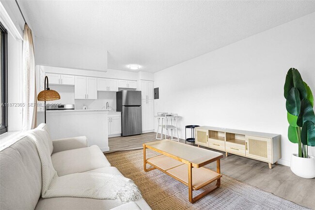 Building Photo - 13210 Memorial Hwy