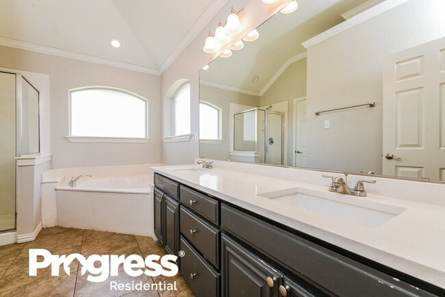 Building Photo - 4845 Bridal Path