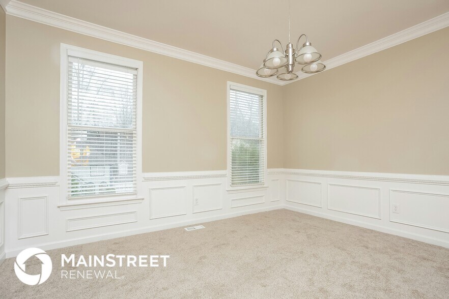 Building Photo - 991 Laurel Springs Ln SW