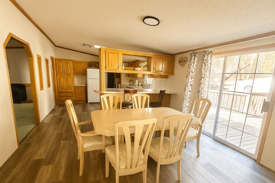 Building Photo - 44 Heinle Rd