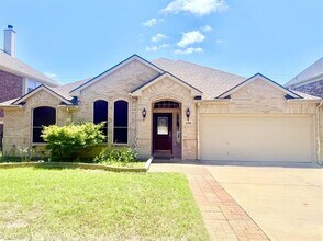 Building Photo - 3308 Marymount Dr