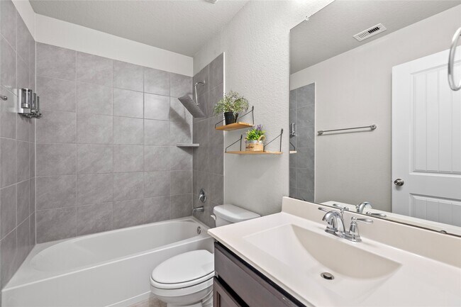 Building Photo - 18214 Banfield Summit Ct