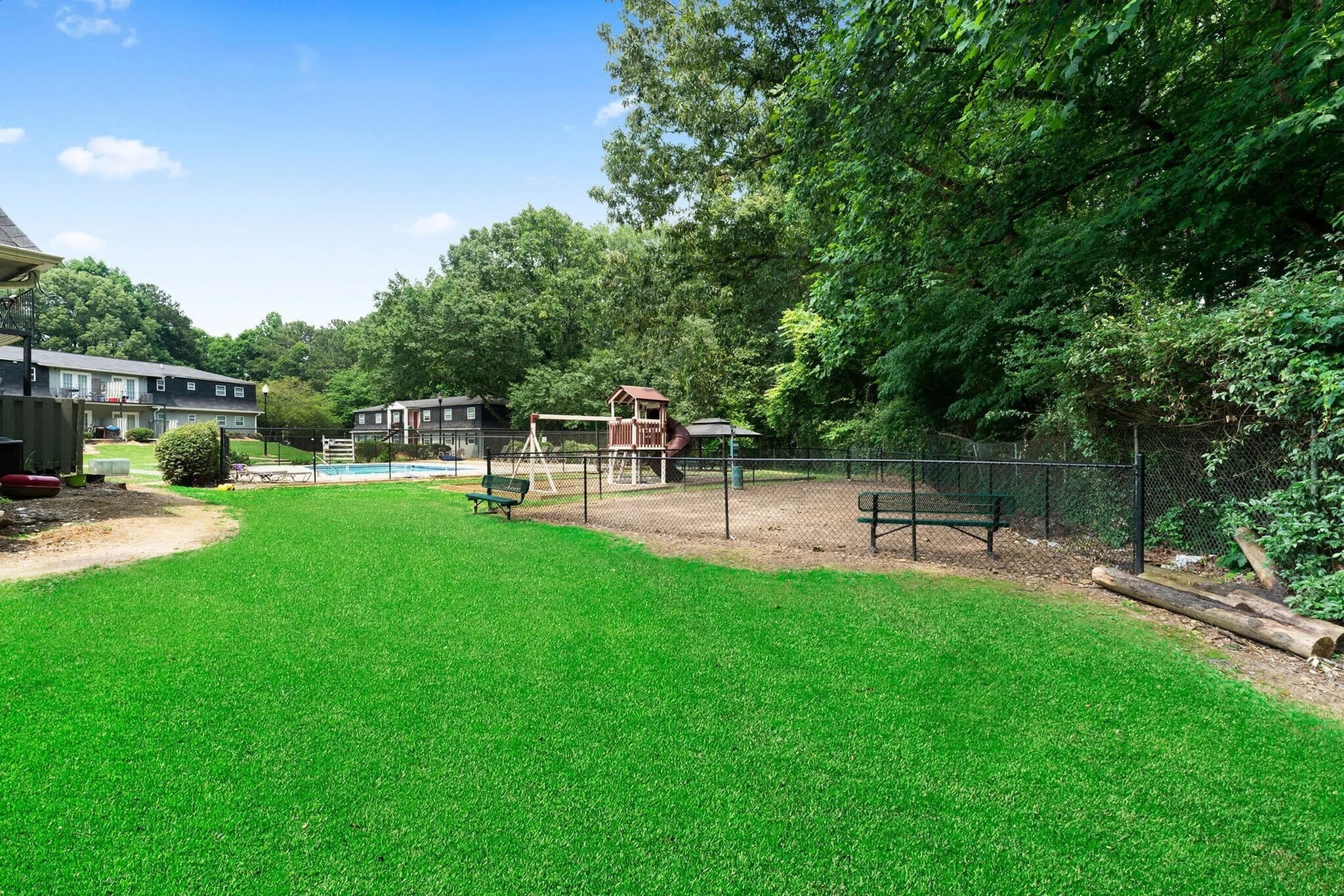Building Photo - Room in Apartment on Mt Zion Rd