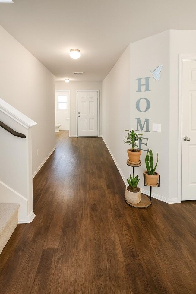 Building Photo - 23307 Dovetail Colony Ct