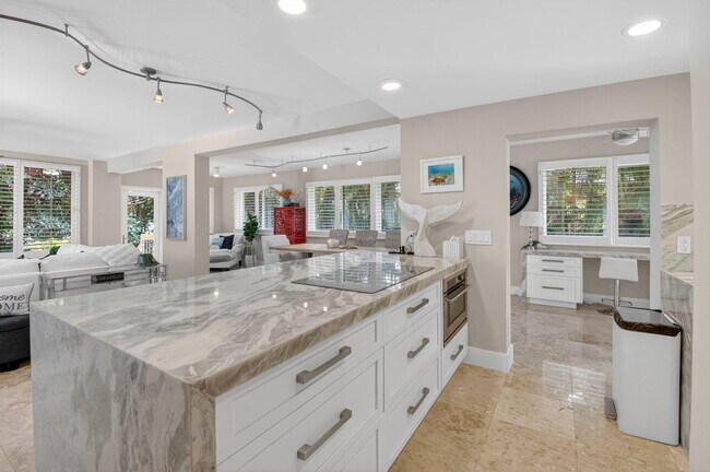 Building Photo - 122 Andrews Ave