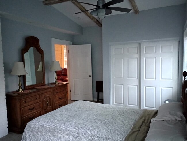 Building Photo - 4257 Plantation Dr