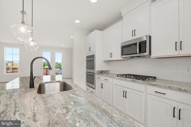 Building Photo - 14534 Alsace Ln