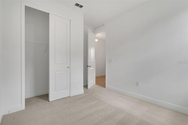 Building Photo - 1018 Swamp Chestnut Lp