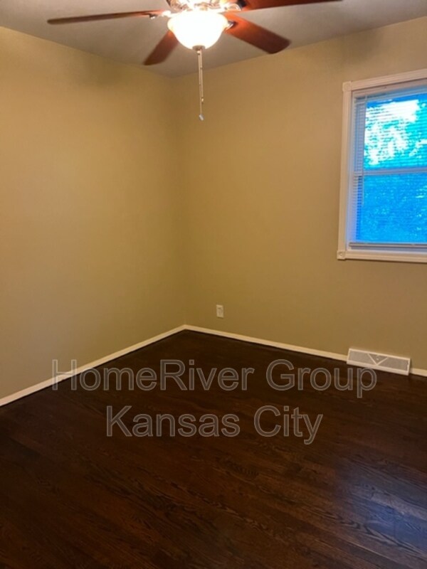 Building Photo - 4149 N Lister Ave
