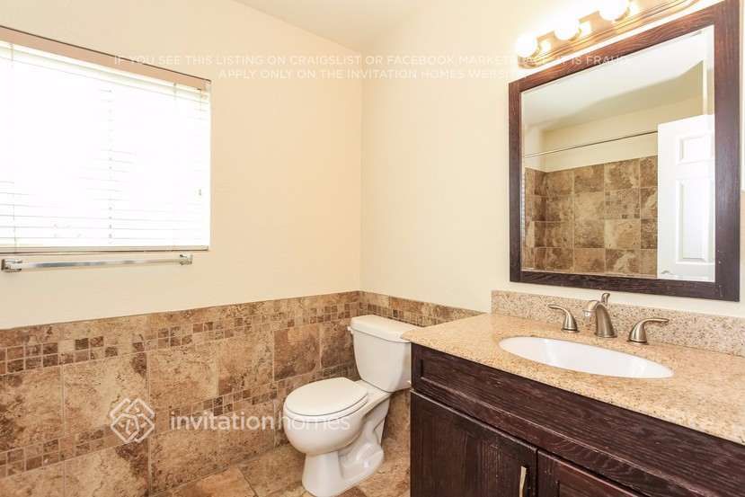 Building Photo - 13176 N 82nd Ln