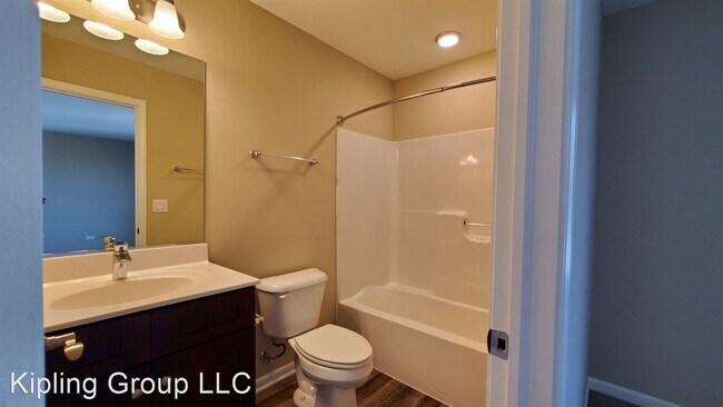 Building Photo - 3 br, 2.5 bath House - 364 Tall Tree lane