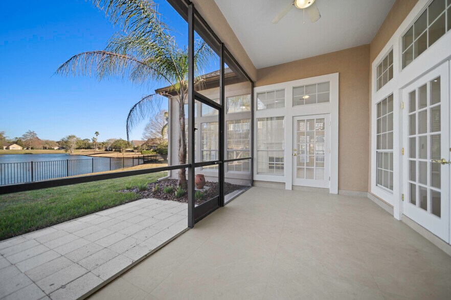 Building Photo - 10061 Vineyard Lake Rd E