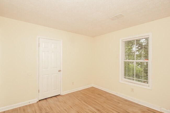 Building Photo - 1591 Pecan Log Pl